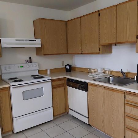 בלינגהאם Lavissh Inn And Suites מראה חיצוני תמונה