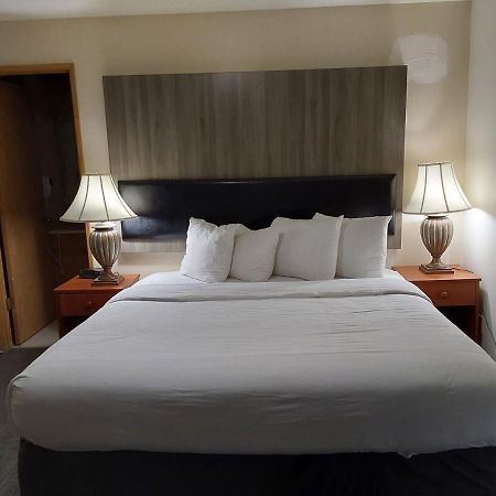 בלינגהאם Lavissh Inn And Suites מראה חיצוני תמונה