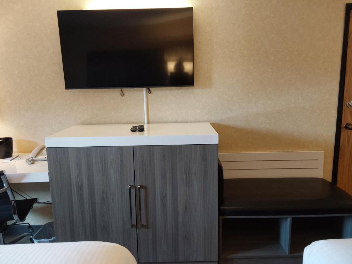 בלינגהאם Lavissh Inn And Suites מראה חיצוני תמונה